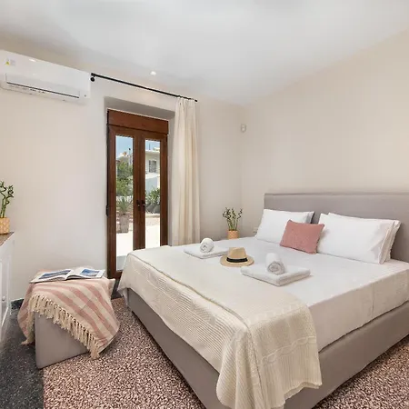 شقة My Pixida Rhodes City